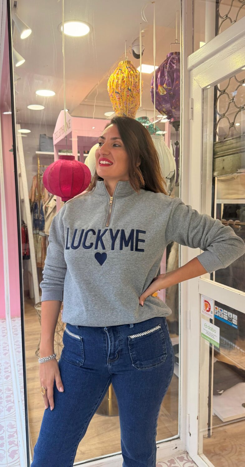 Sudadera Lucky Me Gris